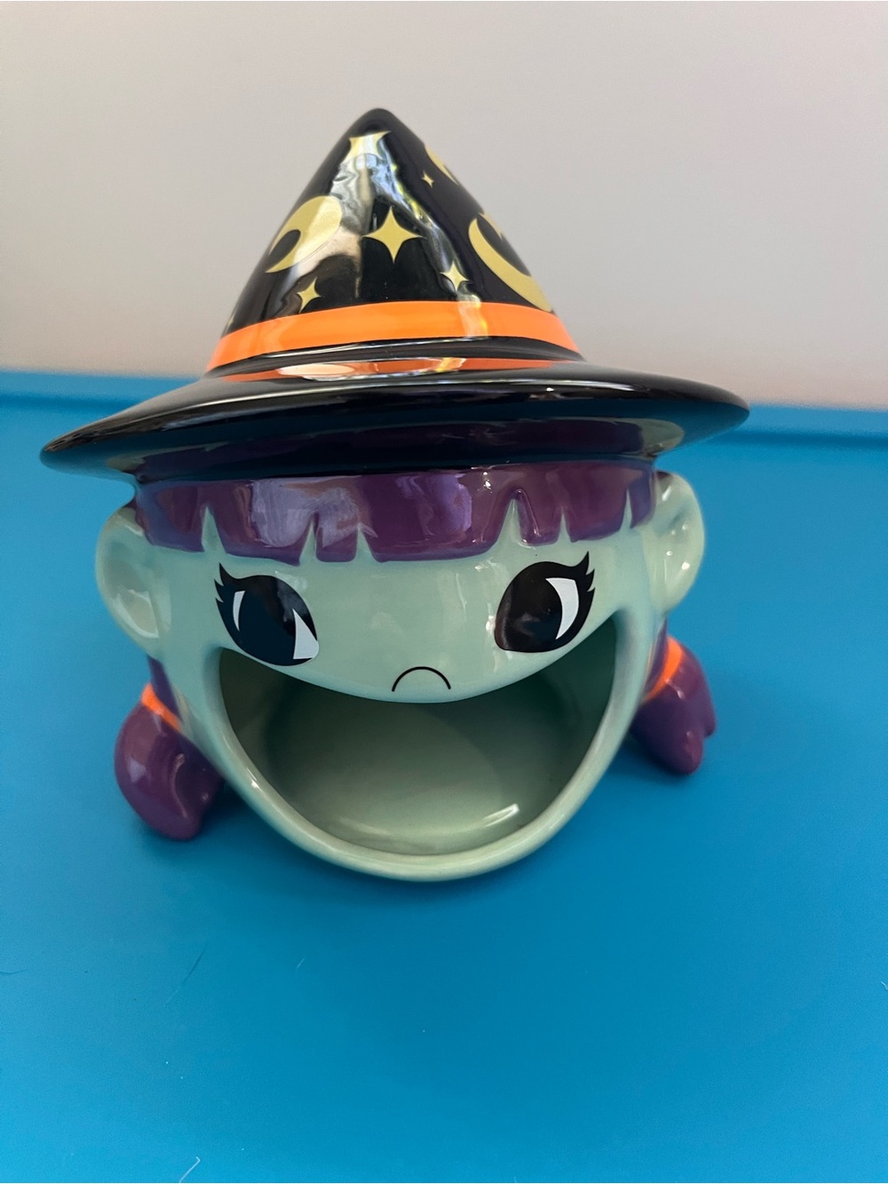 Halloween Green Witch ceramic Wide Open Mouth Bowl Candy Holder Decor